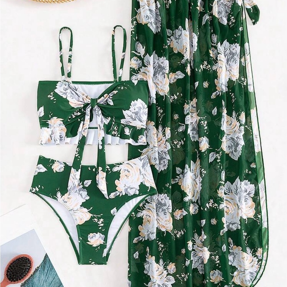 NWOT SHEIN Green Floral Bikini Set